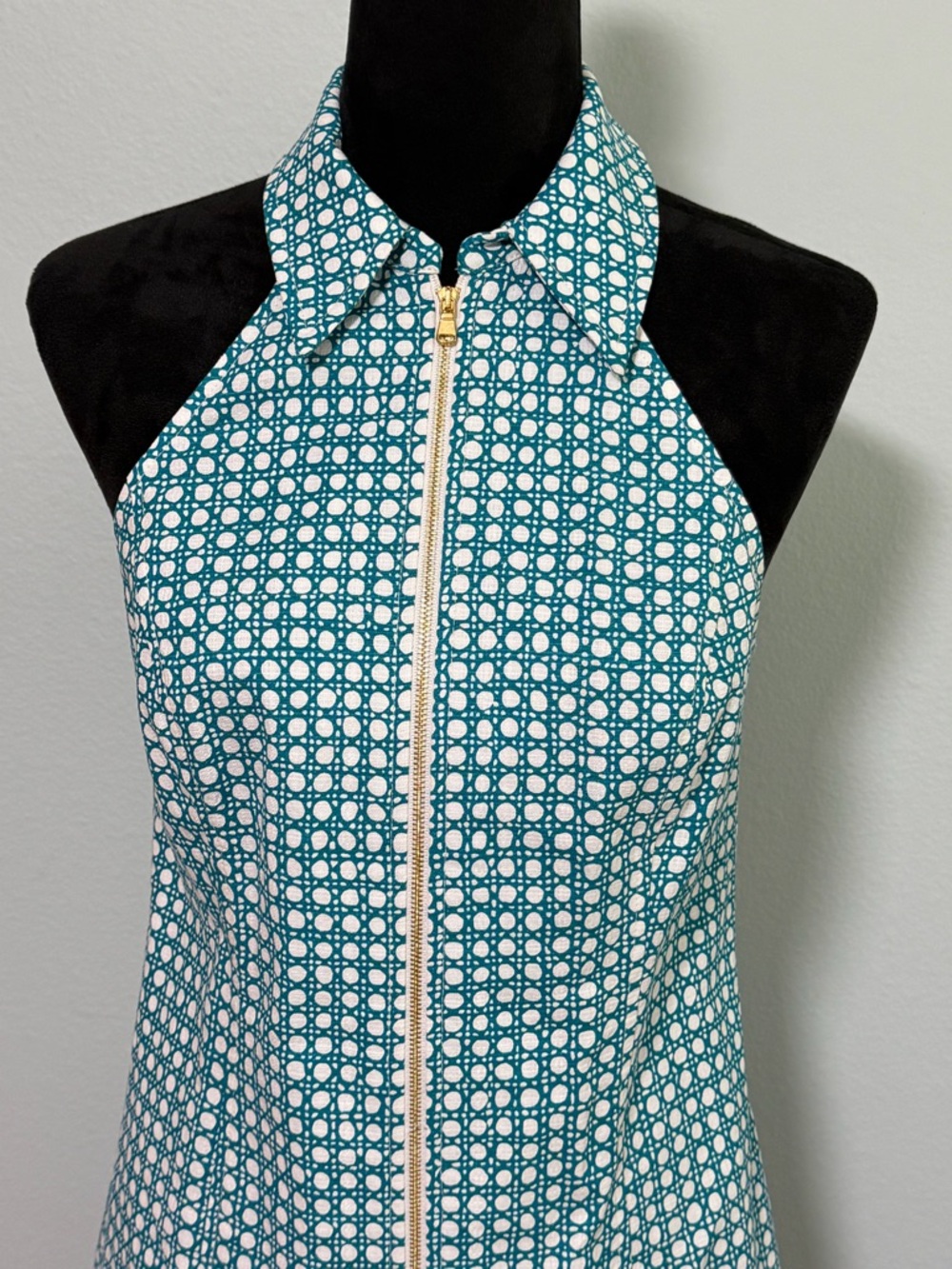 NWT TRINA TURK Rosalina Zip Front Sleeveless Mini Dress - 8 - Picture 3 of 9
